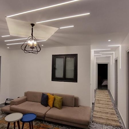 Alex Gate Apartment - Families Only Александрия Екстериор снимка