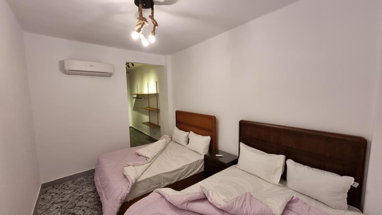 Alex Gate Apartment - Families Only Александрия Екстериор снимка