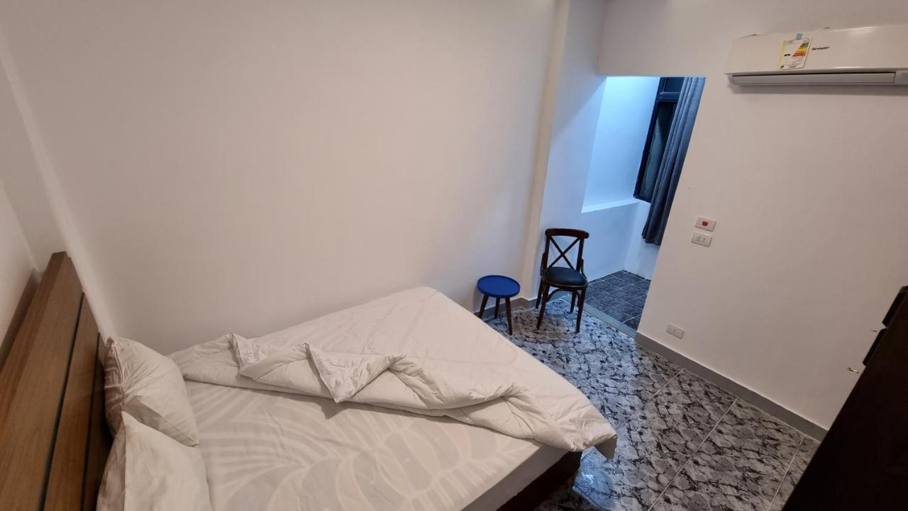 Alex Gate Apartment - Families Only Александрия Екстериор снимка