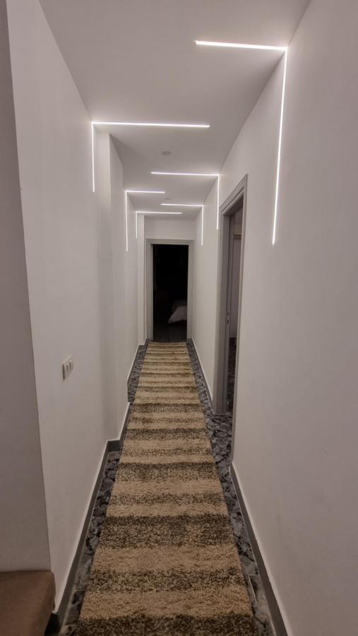 Alex Gate Apartment - Families Only Александрия Екстериор снимка