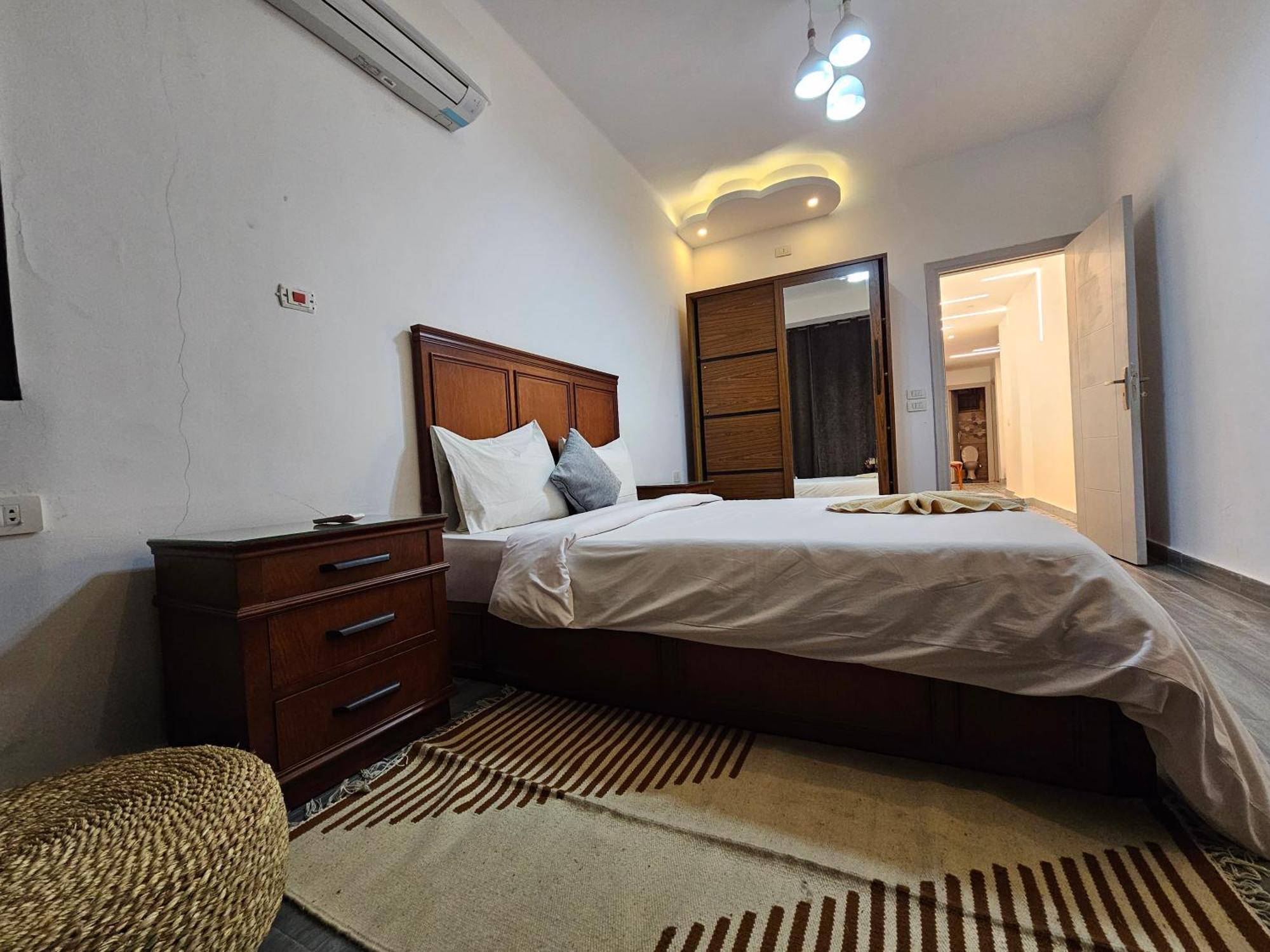 Alex Gate Apartment - Families Only Александрия Екстериор снимка
