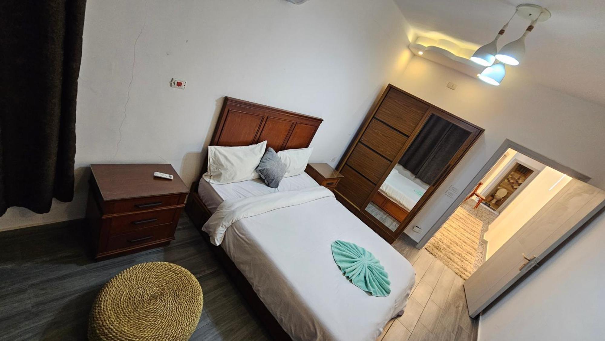 Alex Gate Apartment - Families Only Александрия Екстериор снимка